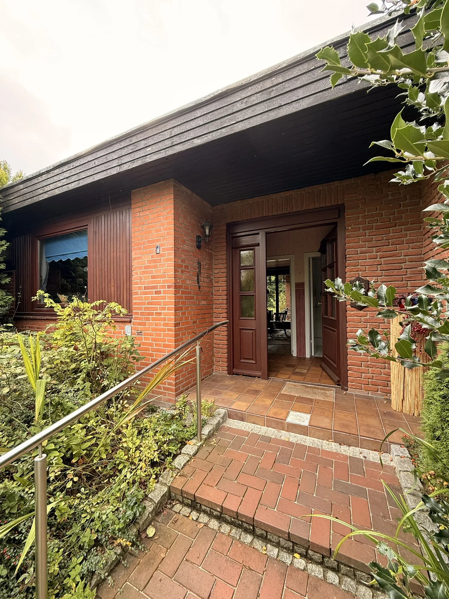 Bungalow in Hamburg-Marmstorf – Geschützter Hauseingang