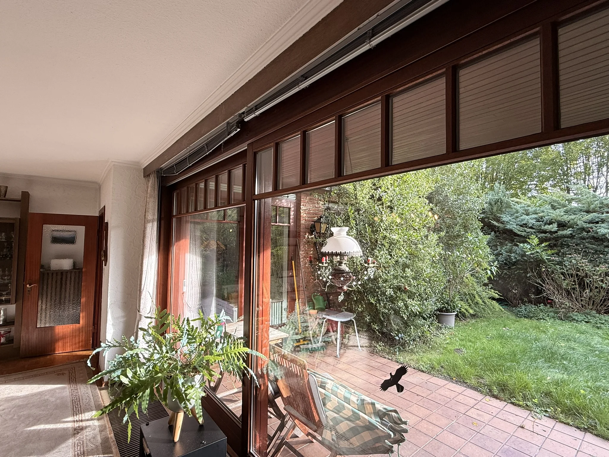 Bungalow in Hamburg-Marmstorf – Fensterfront zum Garten