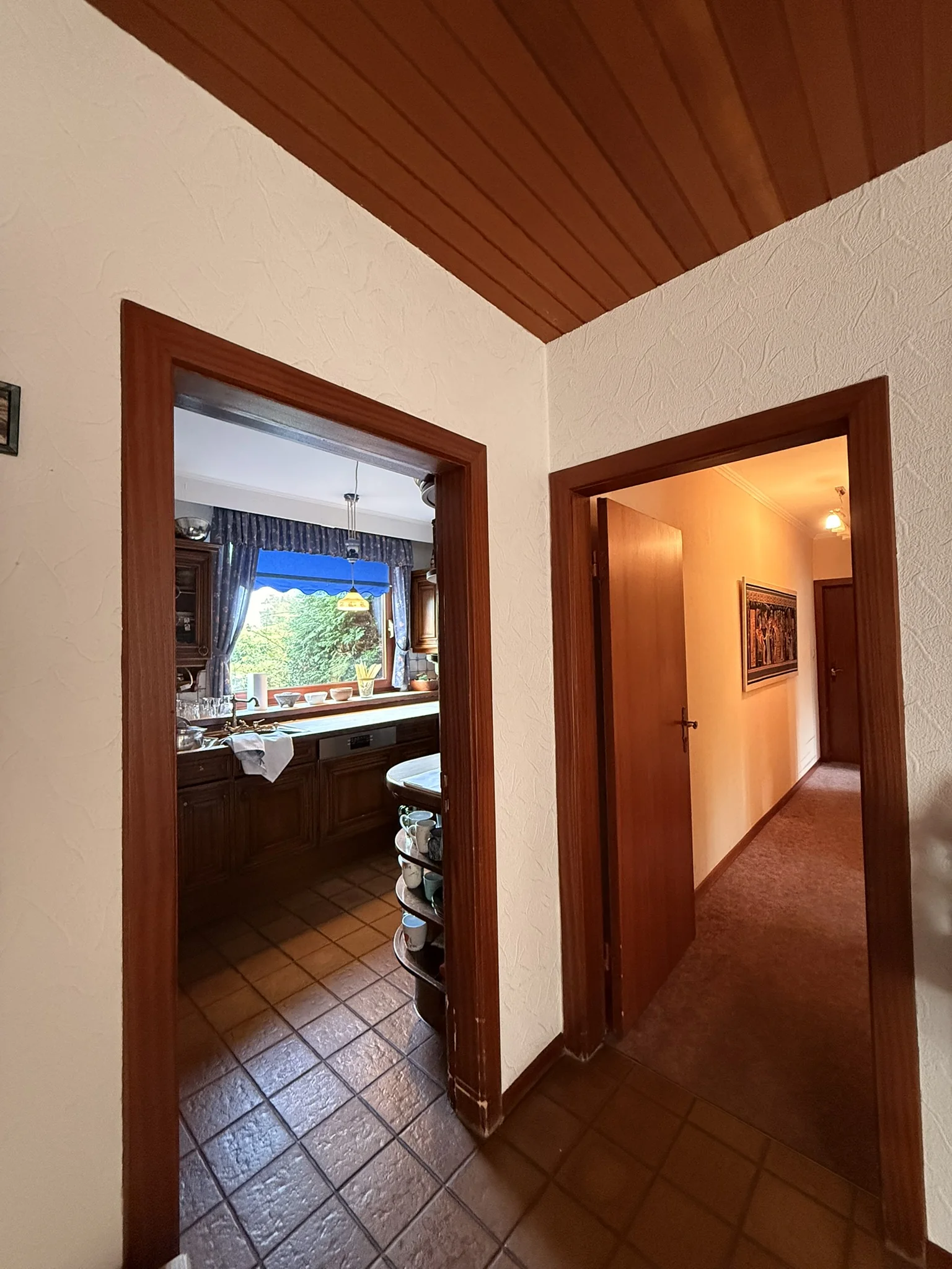 Bungalow in Hamburg-Marmstorf – Blick aus der Essdiele